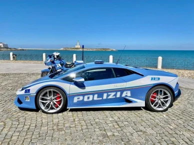 Lamborghini della polizia