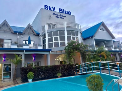 Готель Sky blue hôtel & espace
