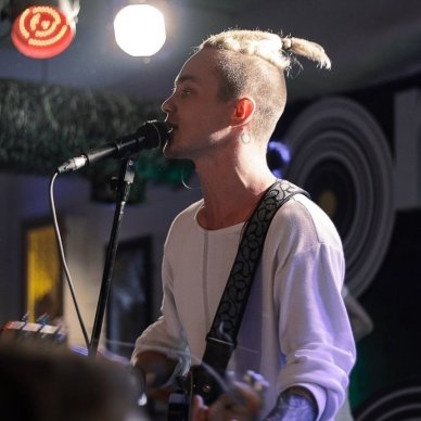 Артем Пивоваров