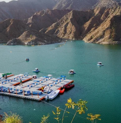 التجديف في سد الرفيصة في خورفكان