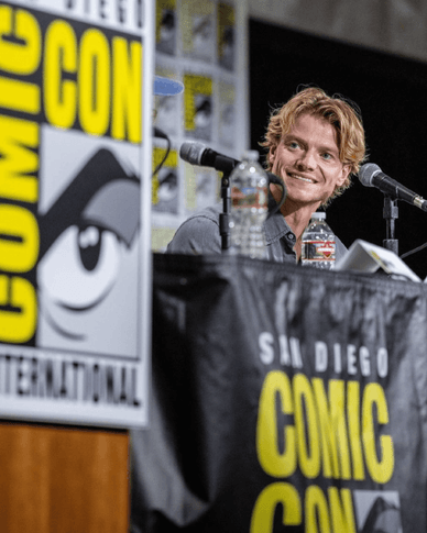 Актор Том Ріс на фестивалі San Diego Comic-Con 2026 Актор Том Ріс на Comic-Con 2026