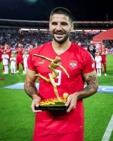 Александар Мітрович отримав нагороду найкращого бомбардира Ліги націй УЄФА 2022-23 рр