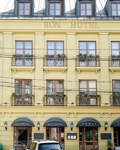 Bon Hotel