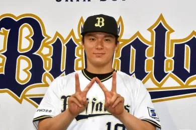 山本由伸 (Yoshinobu Yamamoto)