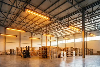 الدليل الشامل لاختيار أنظمة التدفئة الإشعاعية الصناعية وكيفية تمييز المعدات الأصلية