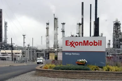 La crise politique provoque le gel des investissements pétroliers