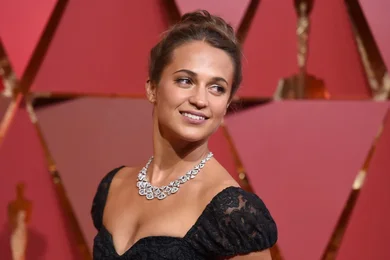 Alicia Vikander