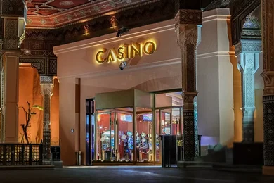 لو غراند كازينو لا مامونيا - دليل 2026